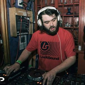 Meet your Posher, Christian